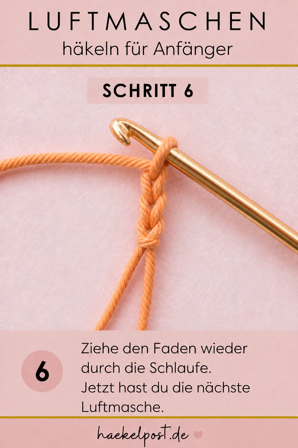 Der Faden wird erneut durchgezogen, die zweite Luftmasche der Kette ist fertig gehäkelt.