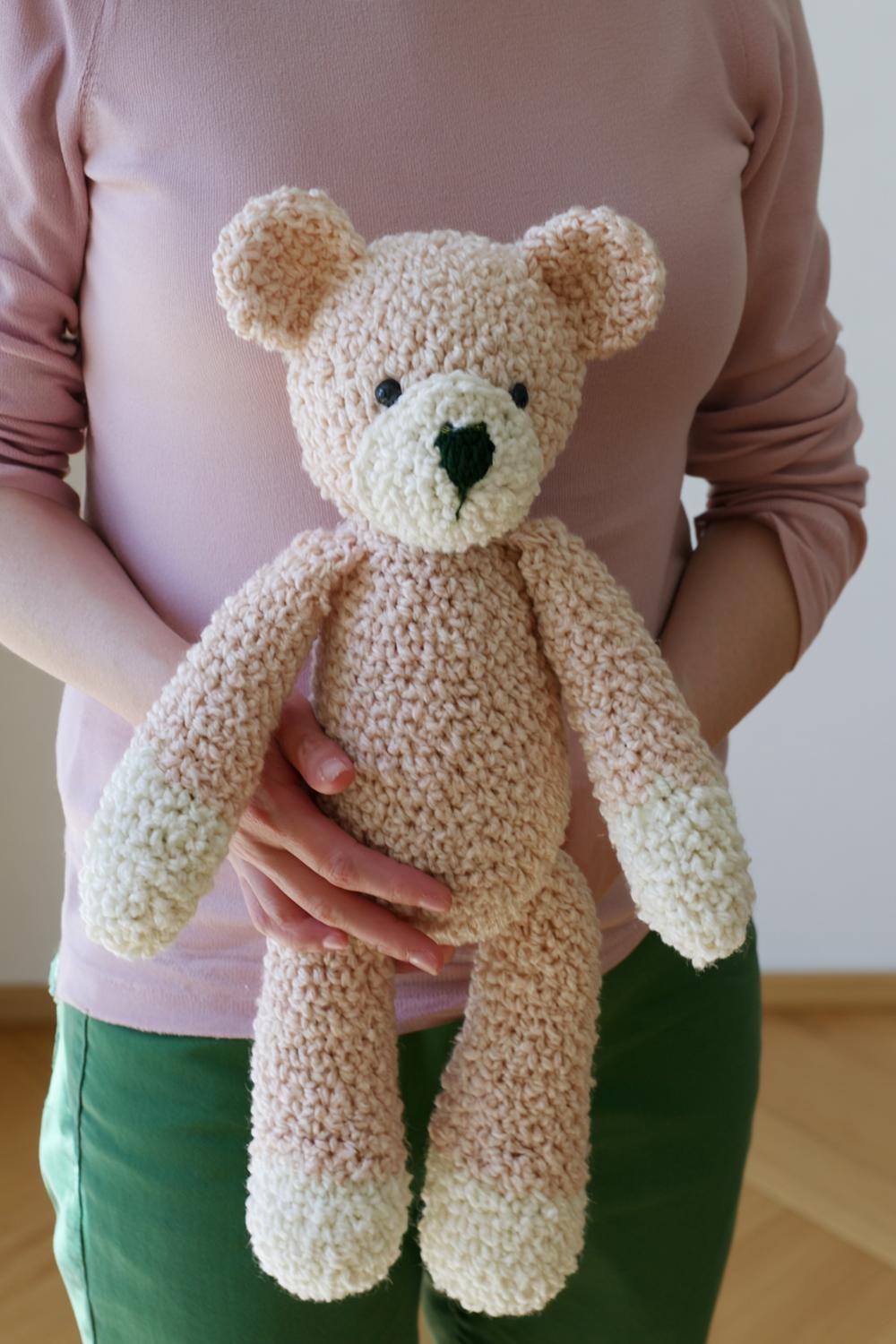 Klassischer Teddybär in Beige