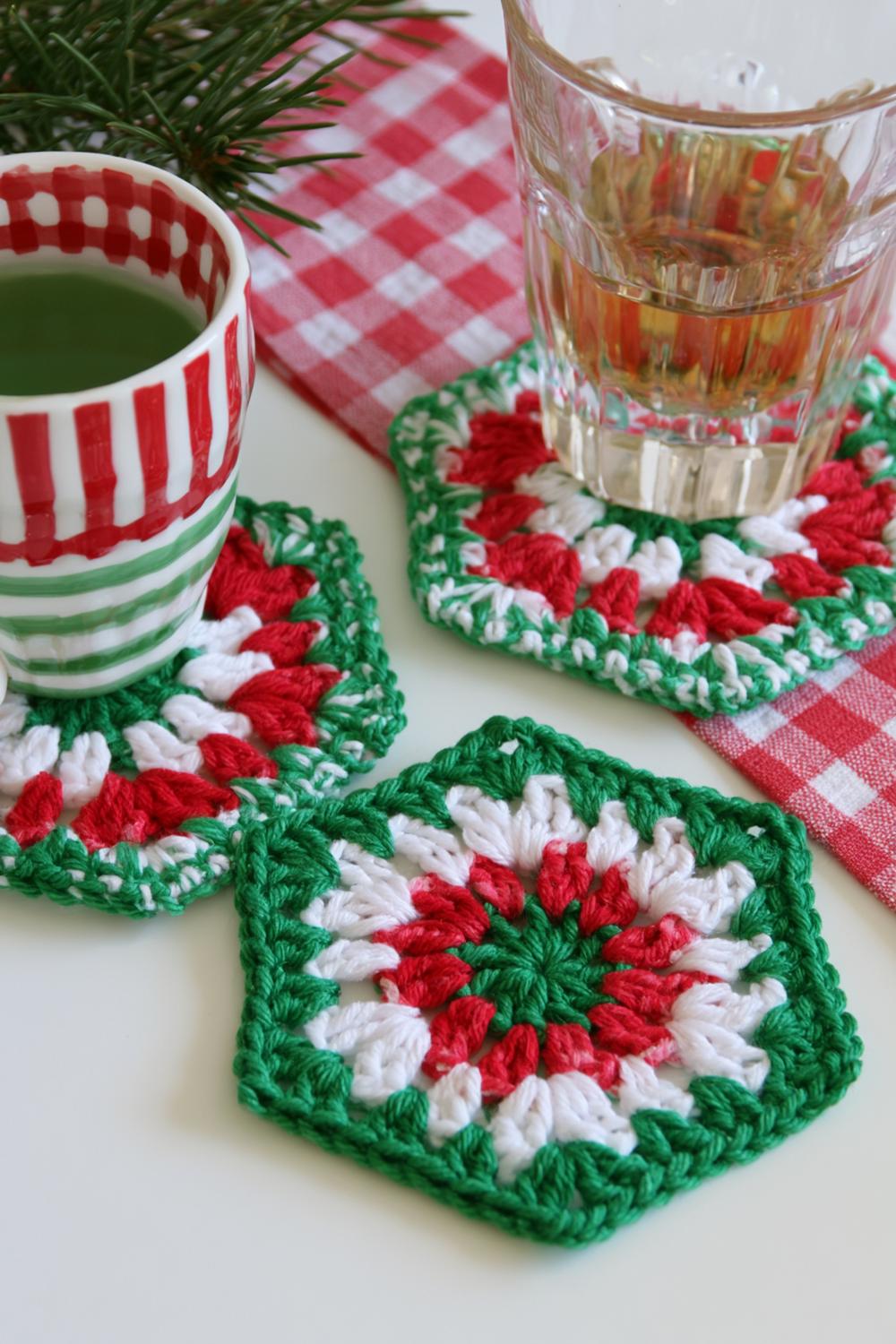 Festliche Granny Square Untersetzer